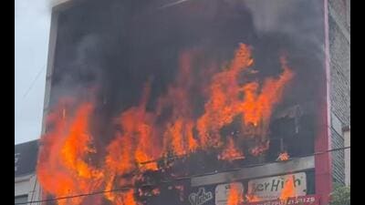 The massive fire at the three-floor commercial building housing an animation centre in Aliganj area in Lucknow. (HT Photo) The massive fire at the three-floor commercial building housing an animation centre in Aliganj area in Lucknow. (HT Photo)