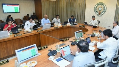 ఏపీ కేబినెట్ కీలక నిర్ణయాలు ఏపీ కేబినెట్ కీలక నిర్ణయాలు