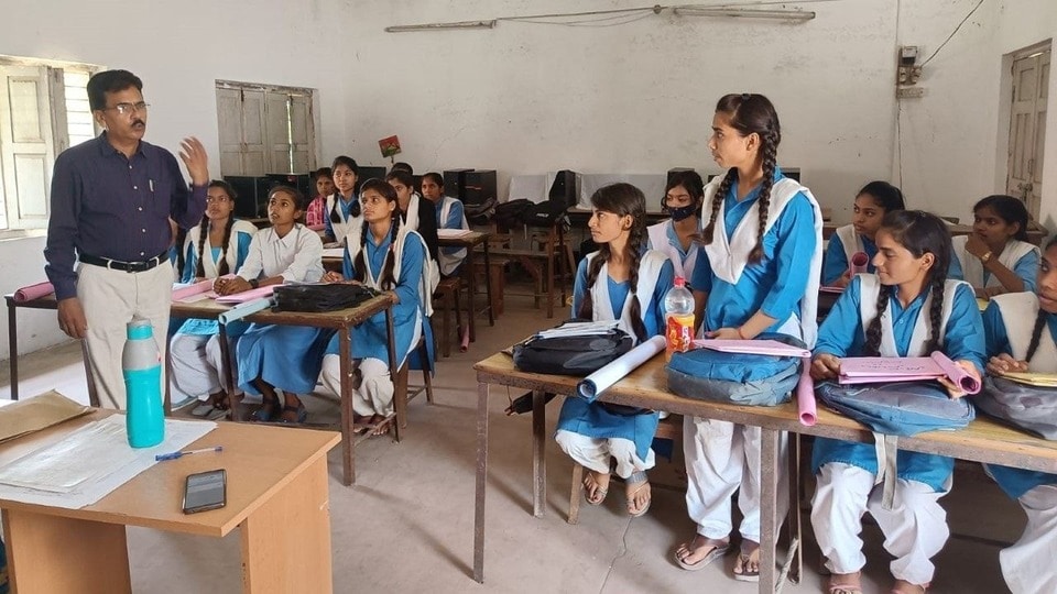 রাজ্যের সব স্কুলে বড় নির্দেশ সরকারের