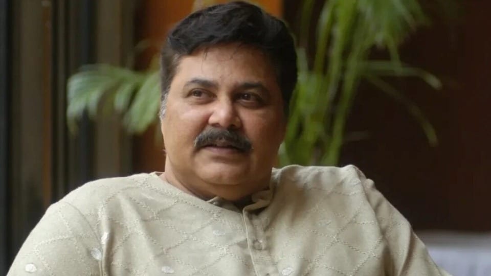 মরণোত্তর পদ্মশ্রী পেলেন সতীশ, কান্নায় ভেঙে পড়লেন ভাই