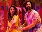Akshara Singh and Akshay Kumar in Ghis Ghis Ghis song.