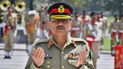 পাক সেনাপ্রধান মুনিরকে গুপ্তহত্যার ছক ইজরায়েলের ‘মোসাদ’র! কোথায়? বিস্ফোরক দাবি.. (AP) পাক সেনাপ্রধান মুনিরকে গুপ্তহত্যার ছক ইজরায়েলের ‘মোসাদ’র! কোথায়? বিস্ফোরক দাবি.. (AP)