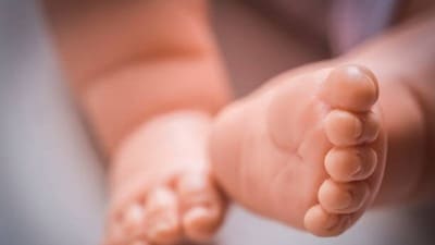 హాస్టల్ వాష్రూమ్లో ప్రసవం హాస్టల్ వాష్రూమ్లో ప్రసవం
