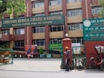 A view of out side the CMC hospital in Ludhiana. (HT Photo)