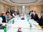 The two ministers noted “substantial progress” made by negotiating teams in recent months, the commerce ministry statement said. 