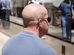 Reddit’s r/bald subreddit page is the community’s high-fiving, shaka-throwing town square. Founded in 2011, it now has almost half a million followers and 1.2 million weekly visitors. 