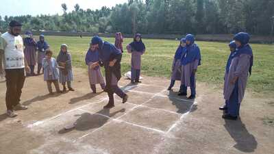 Students enjoying during the bag-free day at PM Shri Government Secondary School, Laharwalpora, in Bandipora on Thursday. (HT Photo) Students enjoying during the bag-free day at PM Shri Government Secondary School, Laharwalpora, in Bandipora on Thursday. (HT Photo)