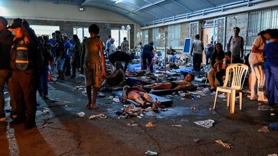 At least 32 people were killed and more than 700 injured in the quakes which measured 7.2 and 7.5 in magnitude. (REUTERS)