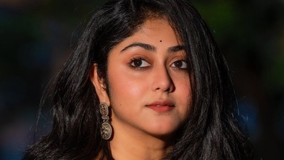 ফের ছোট পর্দায় ফিরছেন সুস্মিতা