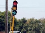 A special 15-day statewide drive against the illegal use of hooters, sirens, flashers and black films on vehicles has resulted in over 39,000 challans, officials said on Friday. (HT File)