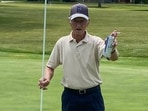 87-year-old Lee McFarland recorded a remarkable hole-in-one, turning an ordinary round of golf into a memorable occasion.