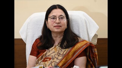 Incumbent V-C Renu Vig.