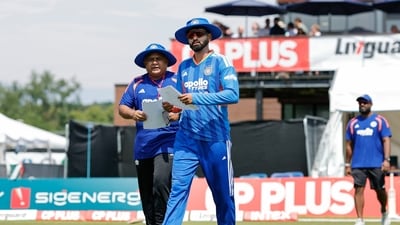 India won the toss and decided to field first. (BCCI X)