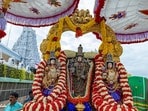 ముత్యపు కవచంలో భక్తులను మురిపించిన శ్రీ మలయప్పస్వామి…