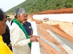 వెలిగొండ ప్రాజెక్ట్ వద్ద సీఎం చంద్రబాబు