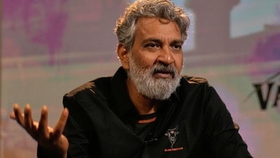బాహుబలి రిలీజ్ డే టెన్షన్ పై రాజమౌళి, ప్రభాస్ సంచలన వ్యాఖ్యలు బాహుబలి రిలీజ్ డే టెన్షన్ పై రాజమౌళి, ప్రభాస్ సంచలన వ్యాఖ్యలు