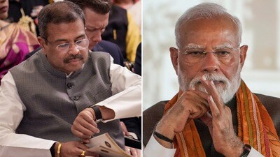 ধর্মেন্দ্র প্রধানকে বাদ দেওয়া হবে নরেন্দ্র মোদীর মন্ত্রিসভা থেকে? চলছে জল্পনা। (ফাইল ছবি, সৌজন্যে পিটিআই) ধর্মেন্দ্র প্রধানকে বাদ দেওয়া হবে নরেন্দ্র মোদীর মন্ত্রিসভা থেকে? চলছে জল্পনা। (ফাইল ছবি, সৌজন্যে পিটিআই)