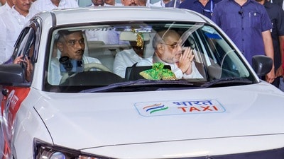 'ভারত ট্যাক্সি' পরিষেবা চালু হবে কলকাতায়। (ছবি সৌজন্যে পিটিআই)