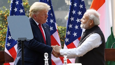 আগামী বছরের শুরুর দিকে মার্কিন প্রেসিডেন্ট ডোনাল্ড ট্রাম্পের ভারত সফরের প্রস্তুতি শুরু হয়েছে। আগামী বছরের শুরুর দিকে মার্কিন প্রেসিডেন্ট ডোনাল্ড ট্রাম্পের ভারত সফরের প্রস্তুতি শুরু হয়েছে।