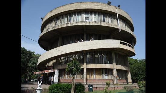 QS World University Rankings 2027show Panjab University slipping nationally from 32nd to 43rd place and globally from the 901–950 band to the 1001–1200 band. (HT file)
