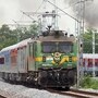 హైదరాబాద్ - గోరఖ్‌పూర్ ప్రత్యేక రైళ్ల సర్వీసులు పొడిగింపు!