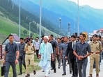 Jammu and Kashmir lieutenant governor Manoj Sinha reviews health, lodging, and other essential facilities at the Baltal base camp, in Ganderbal on Sunday. (ANI)