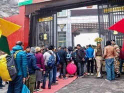 কৈলাস মানসসরোবর যাত্রায় অংশ নিতে যাওয়া ভারতীয় তীর্থযাত্রীদের জন্য গুরুত্বপূর্ণ সতর্কবার্তা জারি করল বিদেশ মন্ত্রক। 