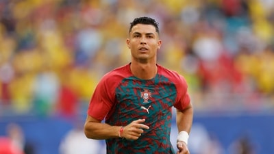 Cristiano Ronaldo #7 of Portugal warms up. (Getty Images via AFP) Cristiano Ronaldo #7 of Portugal warms up. (Getty Images via AFP)