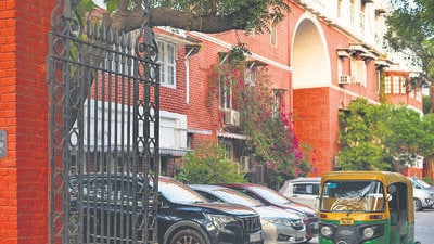 The building in Sujan Singh Park was built by Sir Sobha Singh on an urgent basis during WW2 II to house British military and civilian officers. (Courtesy: Aarohi Mehra) The building in Sujan Singh Park was built by Sir Sobha Singh on an urgent basis during WW2 II to house British military and civilian officers. (Courtesy: Aarohi Mehra)