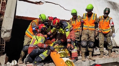 Venezuela earthquake death toll reaches 1,430 as rescue operations in the region continue (AFP) Venezuela earthquake death toll reaches 1,430 as rescue operations in the region continue (AFP)