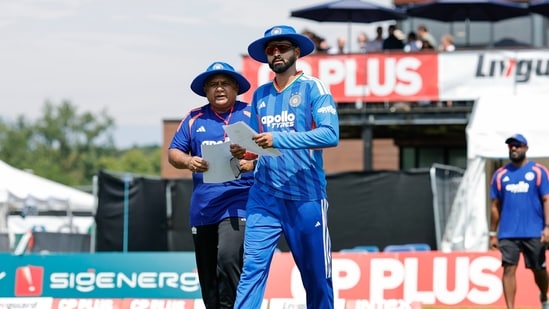 Shreyas Iyer, İrlanda'nın tam zamanlı kaptan olarak ilk seride Hindistan'ı 2-0 yenmesinin ardından acısını gizleyemiyor