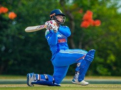 রায়ান টেন ডেসকাটে স্পষ্ট জানিয়ে দেন, বৈভব আন্তর্জাতিক ক্রিকেট খেলার জন্য সম্পূর্ণ প্রস্তুত। 