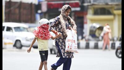Agra was the hottest place in UP and the sixth hottest in the country on Monday (File photo) Agra was the hottest place in UP and the sixth hottest in the country on Monday (File photo)
