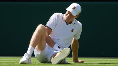 Jannik Sinner suffers scary fall at Wimbledon as umpire rushes from chair to check on World No. 1 Jannik Sinner suffers scary fall at Wimbledon as umpire rushes from chair to check on World No. 1