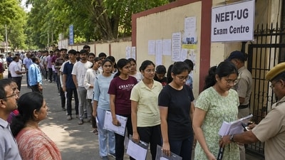 NEET exam leak: Delhi court extends judicial custody of 10 accused till July 11 (HT_PRINT) NEET exam leak: Delhi court extends judicial custody of 10 accused till July 11 (HT_PRINT)