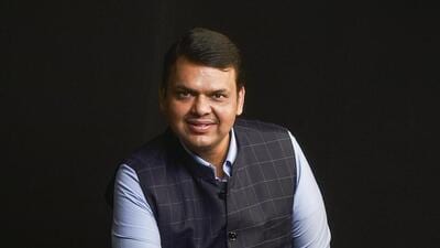Sena, Fadnavis'i Başbakan yarışının dışında tutmak için çıkıyor: Uddhav