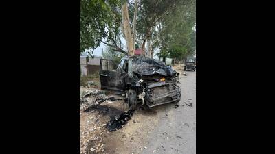 The victims’ ill-fated Maruti Baleno that rammed into a Hyundai Creta in Kishangarh, Jalandhar, after jumping past the divider. (HT) The victims’ ill-fated Maruti Baleno that rammed into a Hyundai Creta in Kishangarh, Jalandhar, after jumping past the divider. (HT)
