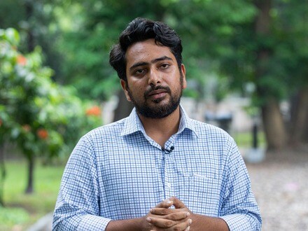 নাহিদ ইসলাম দাবি করেন, গত ১৬ বছর ধরে আওয়ামী লীগ সরকারকে প্রত্যক্ষ ও পরোক্ষভাবে সমর্থন করার জন্য ভারতের বাংলাদেশের জনগণের কাছে ক্ষমা চাওয়া উচিত।