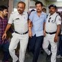 সব্যসাচীর মামলায় নজর দিয়েছে কেন্দ্রীয় তদন্তকারী সংস্থা এনফোর্সমেন্ট ডিরেক্টরেট (ইডি)। 