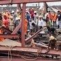 আগামী ৩১ জুলাই পর্যন্ত শহরে বড় আকারের নির্মাণকাজ স্থগিত রেখে বহুতল এবং বাণিজ্যিক ভবনের নিরাপত্তা, নির্মাণের গুণমান ও অনুমোদিত নকশা খতিয়ে দেখবে বিশেষজ্ঞ কমিটি।