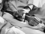 A heartbreaking incident in Tamil Nadu has left a 32-year-old woman dead after her family attempted a YouTube-assisted 'natural' childbirth at home. (Freepk)