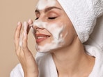 6 salicylic acid face cleansers that help you meet your clear skin goals(canva.com)