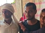 Shivam reunited with his parents (HT Photo)
