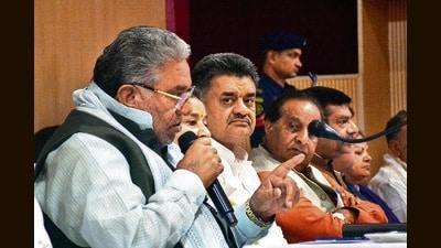 Krishan Lal Panwar, minister of development and panchayats listening to the complaints of the peopleduring the grievance redressal committee meeting at the PWD Rest House in Sector 1, Chandigarh on Tuesday. (Sant Arora/HT) Krishan Lal Panwar, minister of development and panchayats listening to the complaints of the peopleduring the grievance redressal committee meeting at the PWD Rest House in Sector 1, Chandigarh on Tuesday. (Sant Arora/HT)