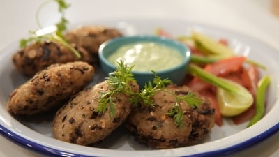 Poha vada is a great monsoon snack. (Ranveer Brar)