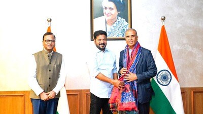 సీఎం రేవంత్ రెడ్డితో సునీల్ మిట్టల్ భేటీ! సీఎం రేవంత్ రెడ్డితో సునీల్ మిట్టల్ భేటీ!