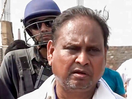 আরও বিপাকে হুমায়ুন কবীর