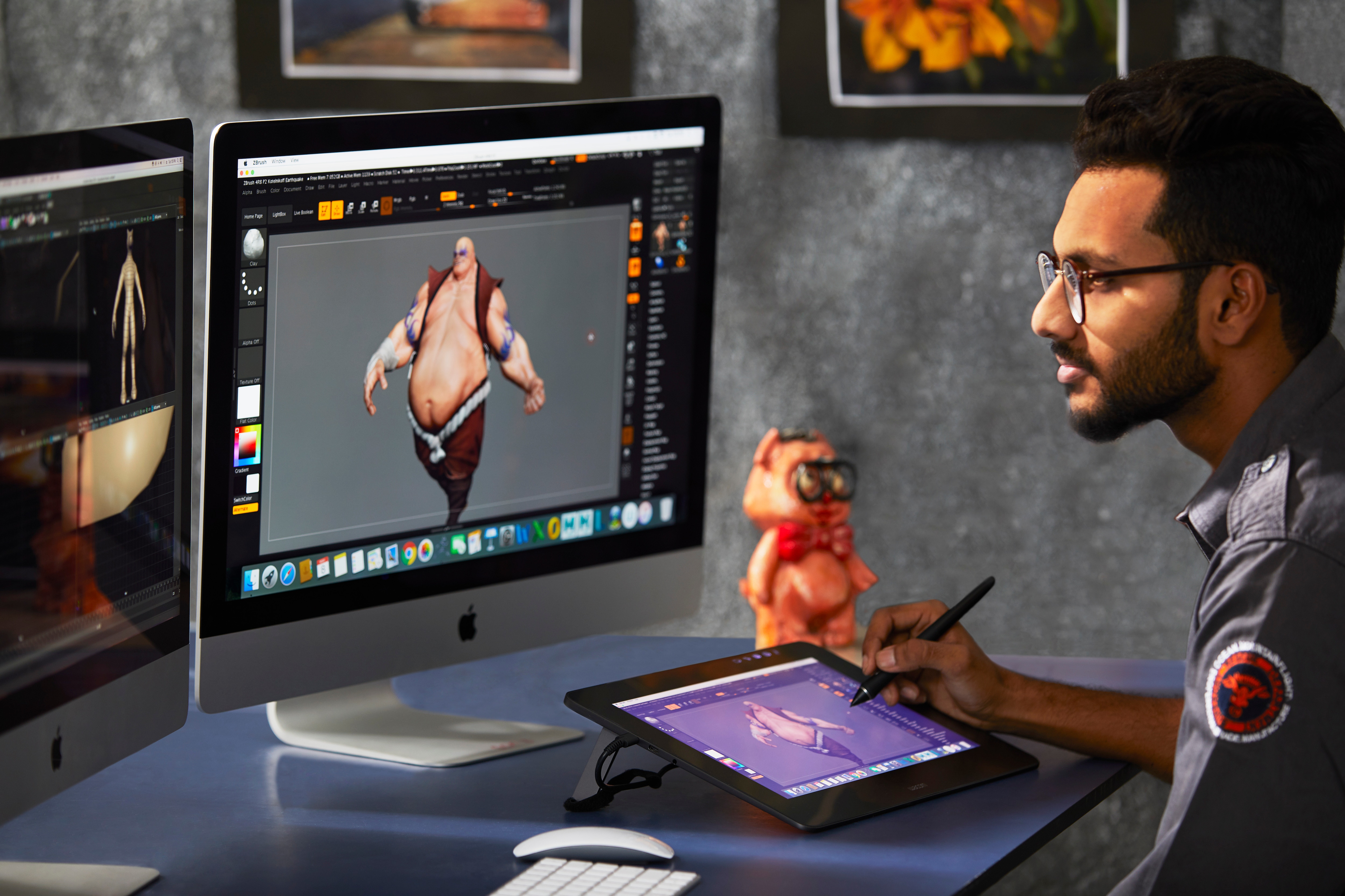 Build creative careers through advanced animation and visual effects training. Build creative careers through advanced animation and visual effects training.
