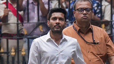 অভিষেক বন্দ্যোপাধ্যায়ই গোটা নিয়োগ দুর্নীতির ‘মাস্টারমাইন্ড’, দাবি তাপসের (PTI) অভিষেক বন্দ্যোপাধ্যায়ই গোটা নিয়োগ দুর্নীতির ‘মাস্টারমাইন্ড’, দাবি তাপসের (PTI)