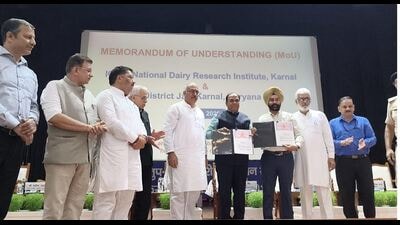 The MoU was signed by NDRI director Dheer Singh and superintendent of Karnal District Jail Lakhbir Singh Brar, in the presence of Rajya Sabha MP Sanjay Bhatia on the 104th Foundation Day of the institute. (HT Photo) The MoU was signed by NDRI director Dheer Singh and superintendent of Karnal District Jail Lakhbir Singh Brar, in the presence of Rajya Sabha MP Sanjay Bhatia on the 104th Foundation Day of the institute. (HT Photo)